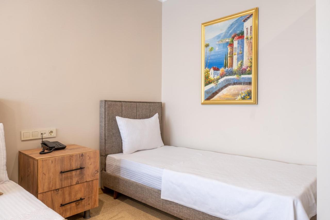 Istanbul Nova Hotel Екстериор снимка