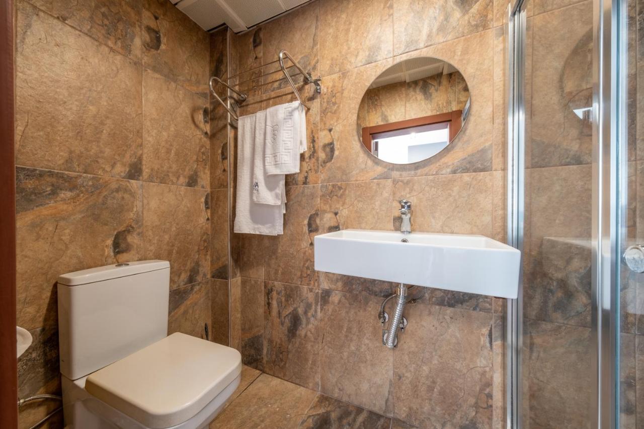 Istanbul Nova Hotel Екстериор снимка