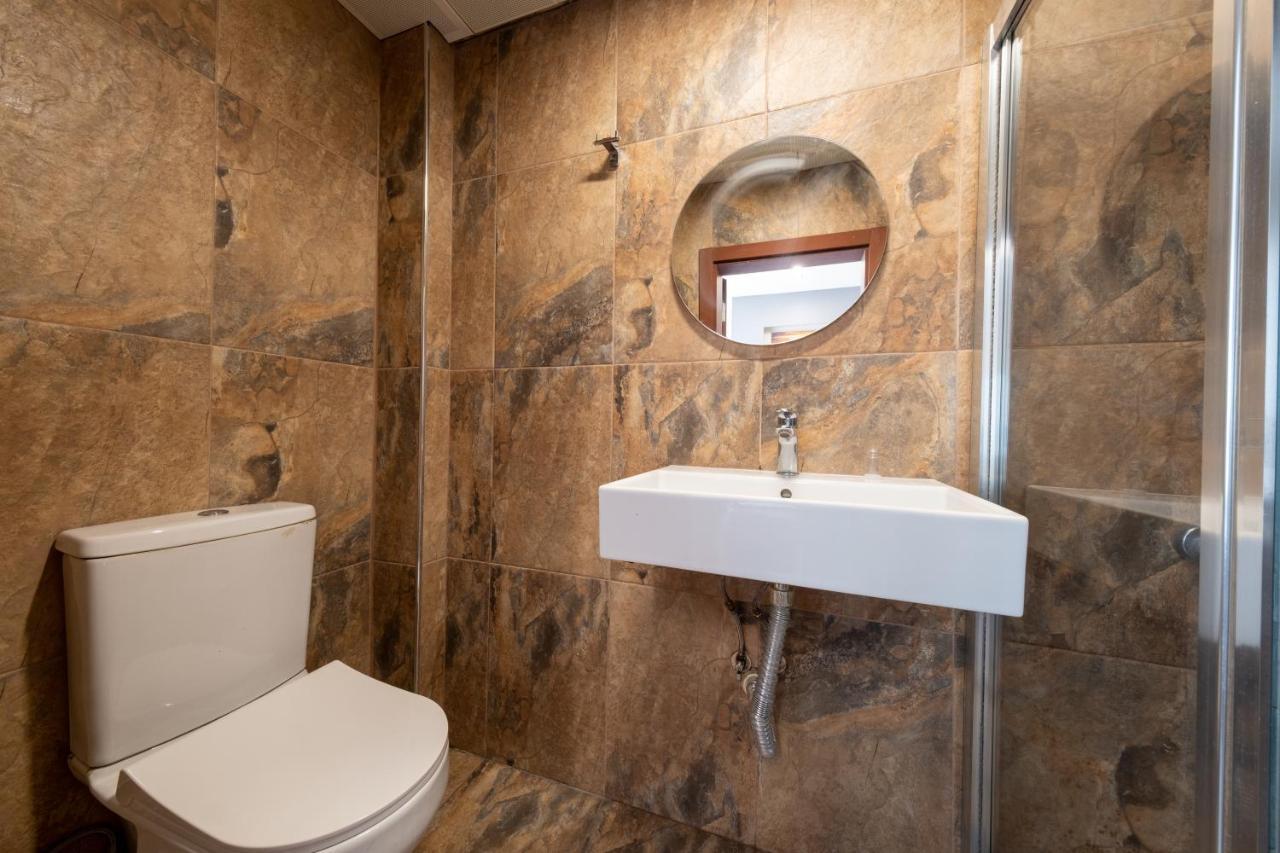 Istanbul Nova Hotel Екстериор снимка