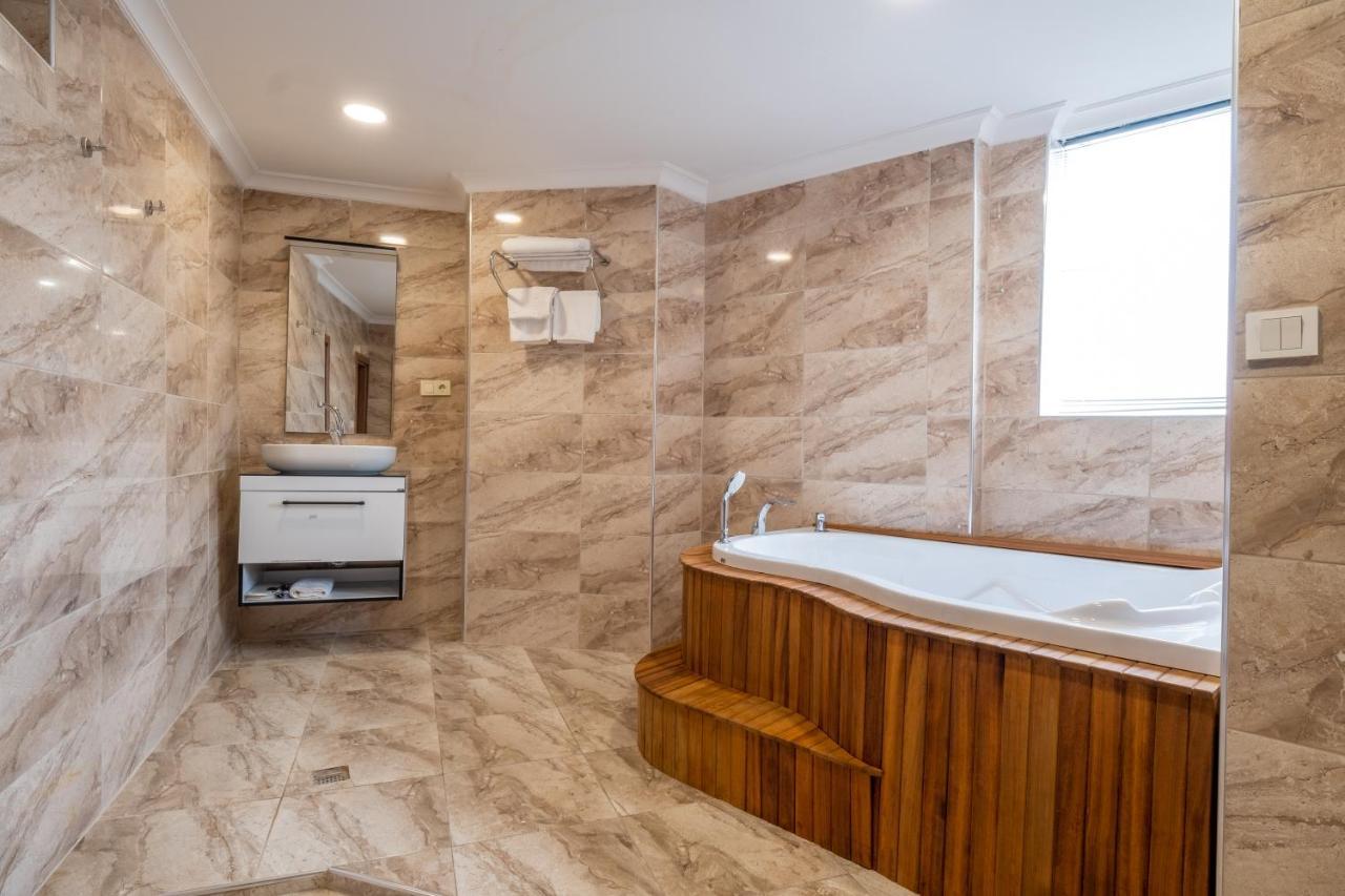 Istanbul Nova Hotel Екстериор снимка